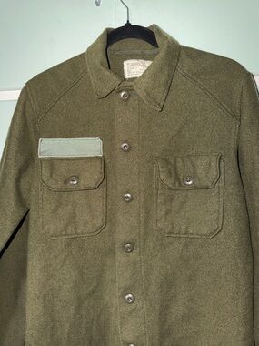 Vintage US MILITARY ARMY Olive green cold weather Wool Field Shirt size Small